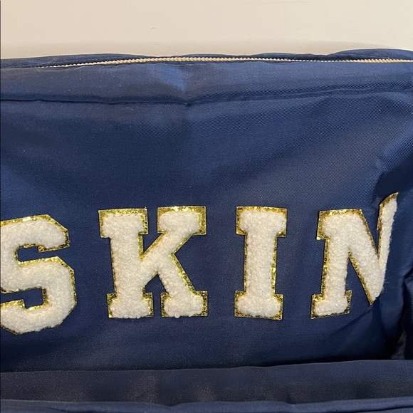 3 Pcs Preppy Makeup Bags Chenille Letter Cosmetic Travel Bags - Picture 4 of 5